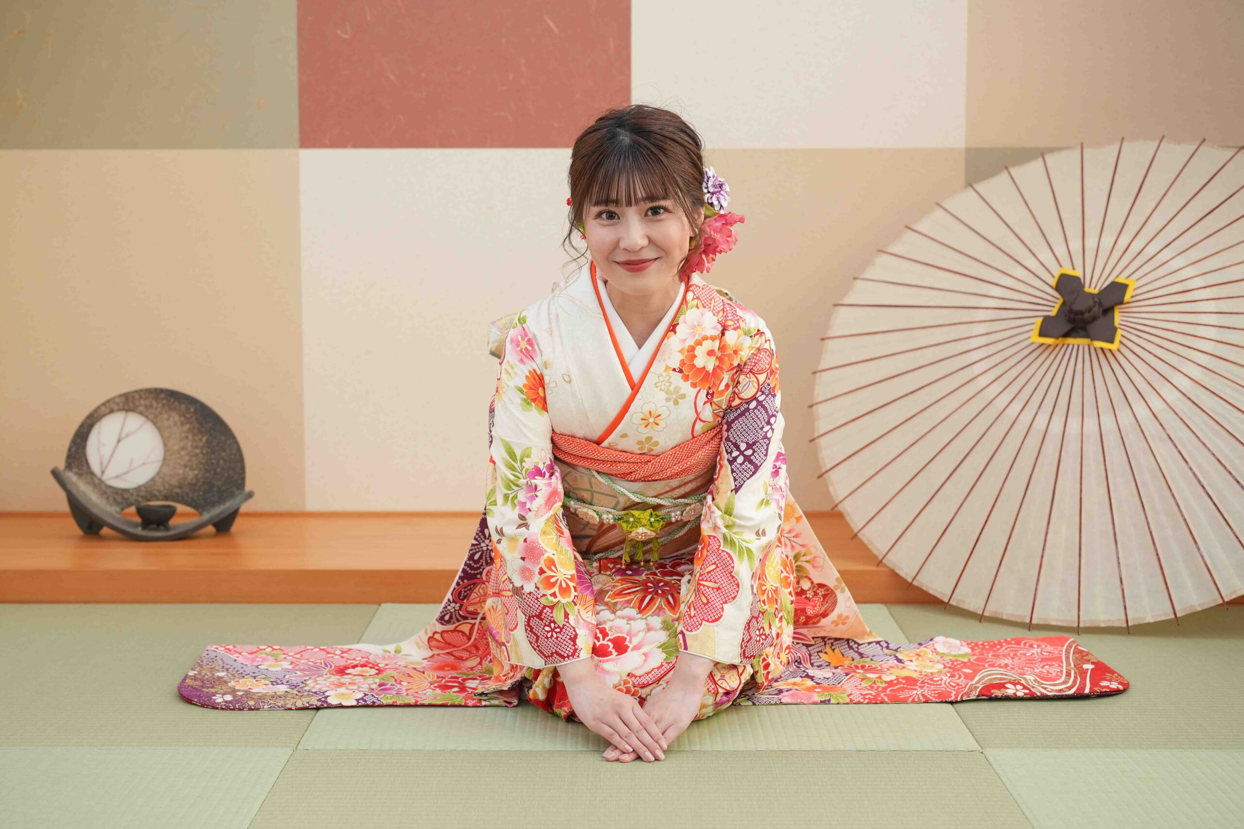 成人式の写真の後撮りの相場は? ふりそでもりの