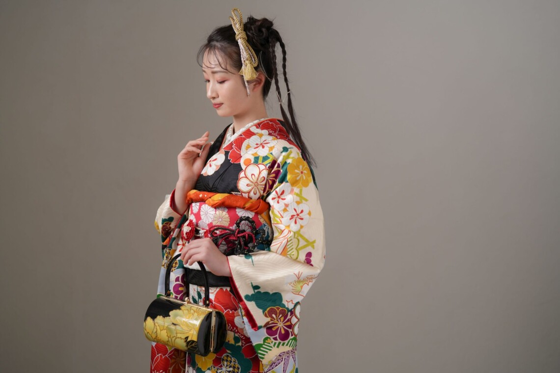神奈川の成人式振袖レンタル&前撮りはふりそでもりのへ