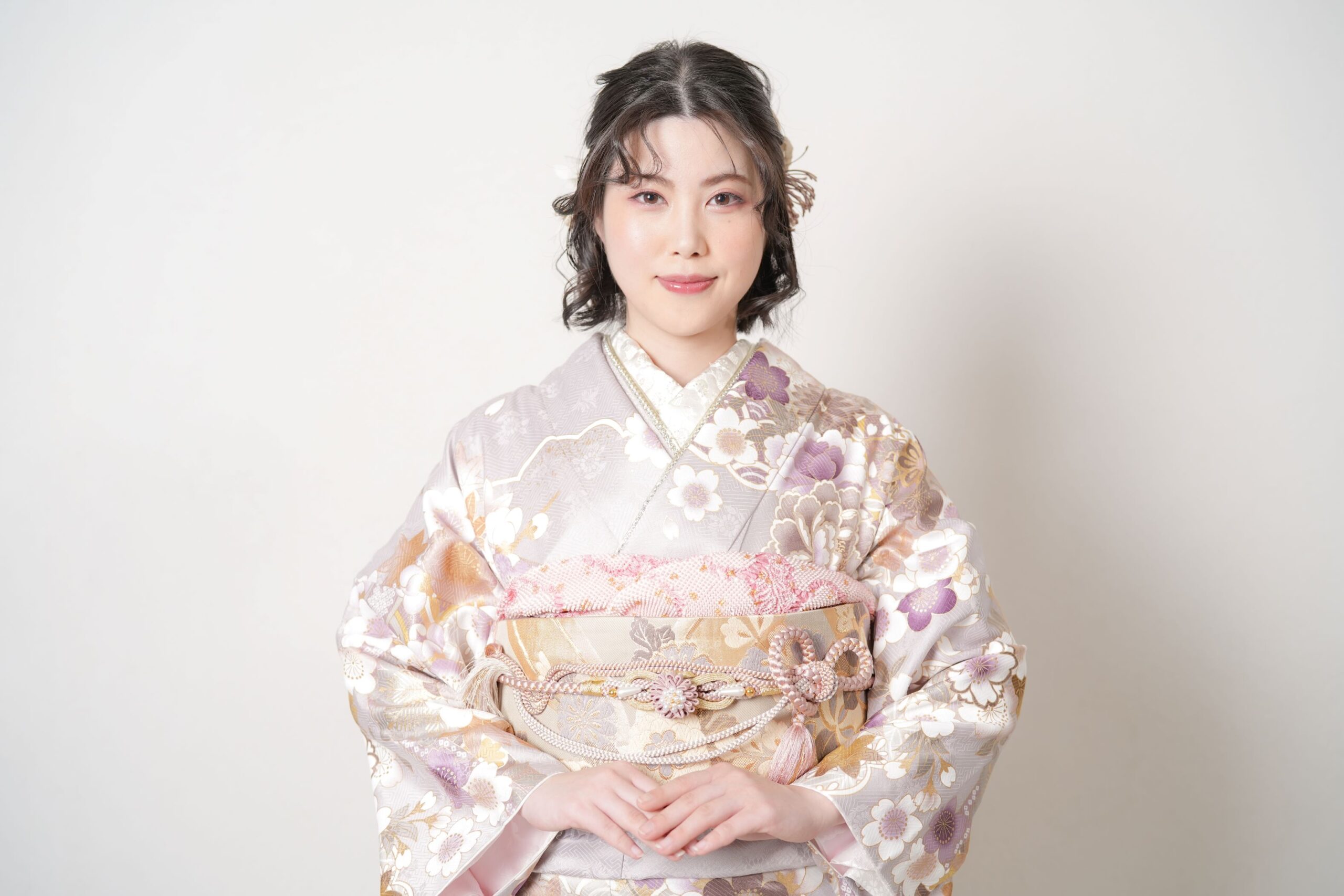 すっきり大人っぽい振袖姿に！成人式の髪型の前髪なしアレンジ ふりそでもりの