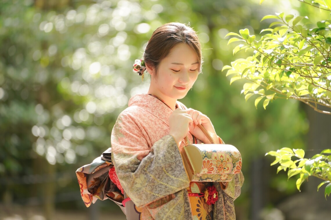 母から娘へ受け継いだ着物で成人式へ!ママ振袖とは? ふりそでもりの